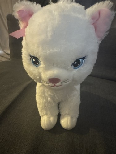 Lovely white cat - soft, for